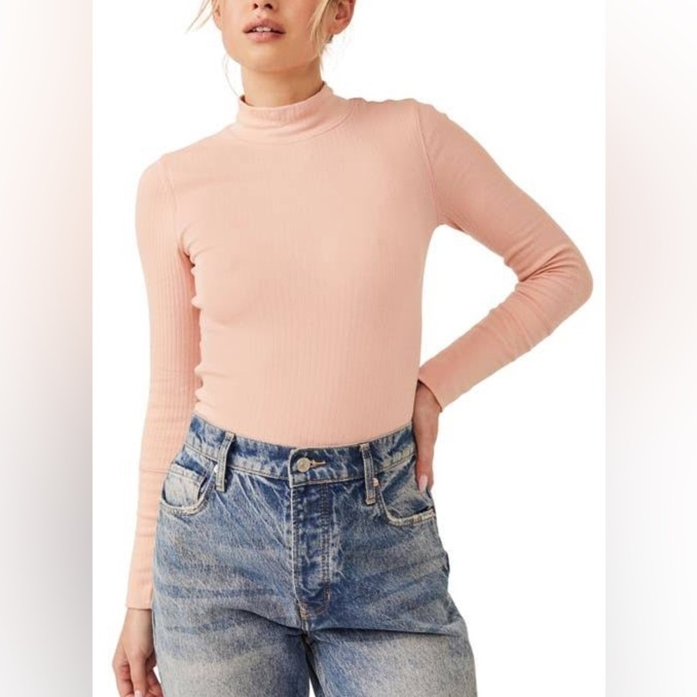 Free People Rickie Long Sleeve Top Soft Pink